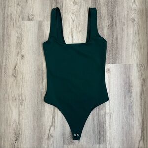 Good American Bodysuit Hunter Green Size M